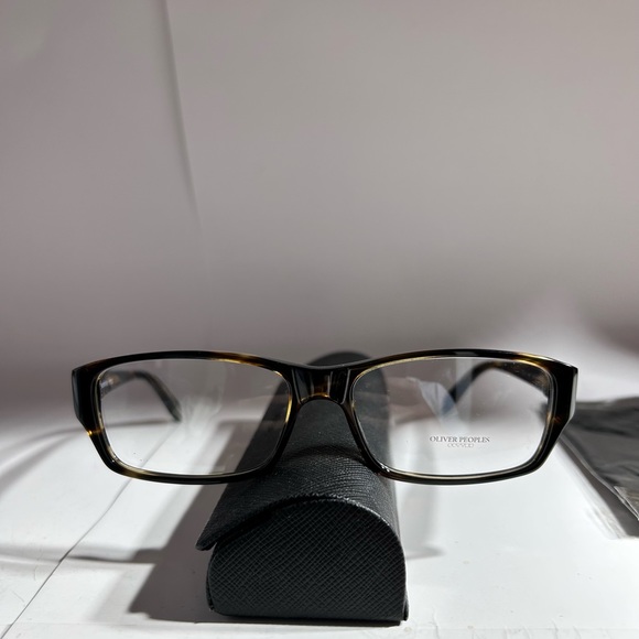 Oliver people eyeglass